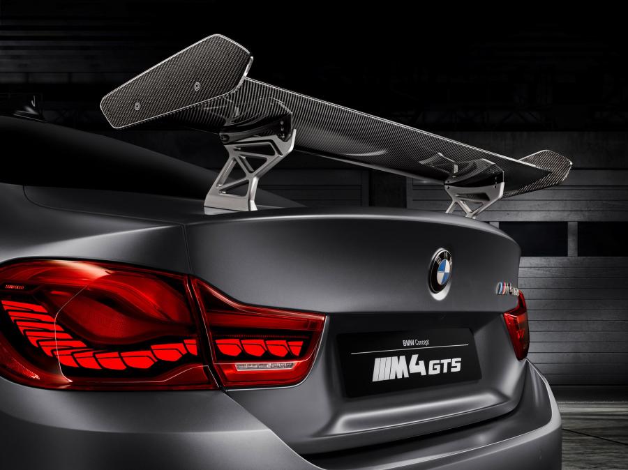  BMW M4 GTS Concept 2015 года  (фото 10 из 13)